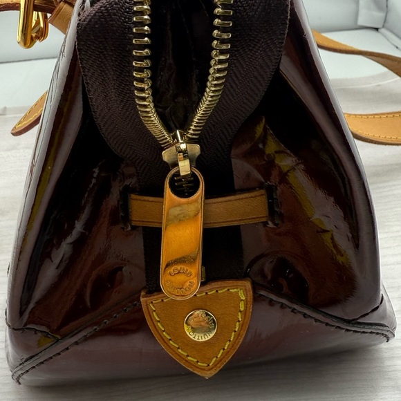 Louis Vuitton Monogram Rosewood Burgundy Vernis Patent Leather with LV - Picture 8 of 14